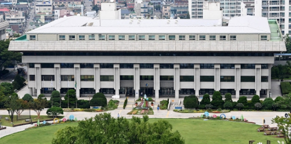 인천시, 직원 육아시간 혜택 확대해 저출생 정책에 힘 보탠다